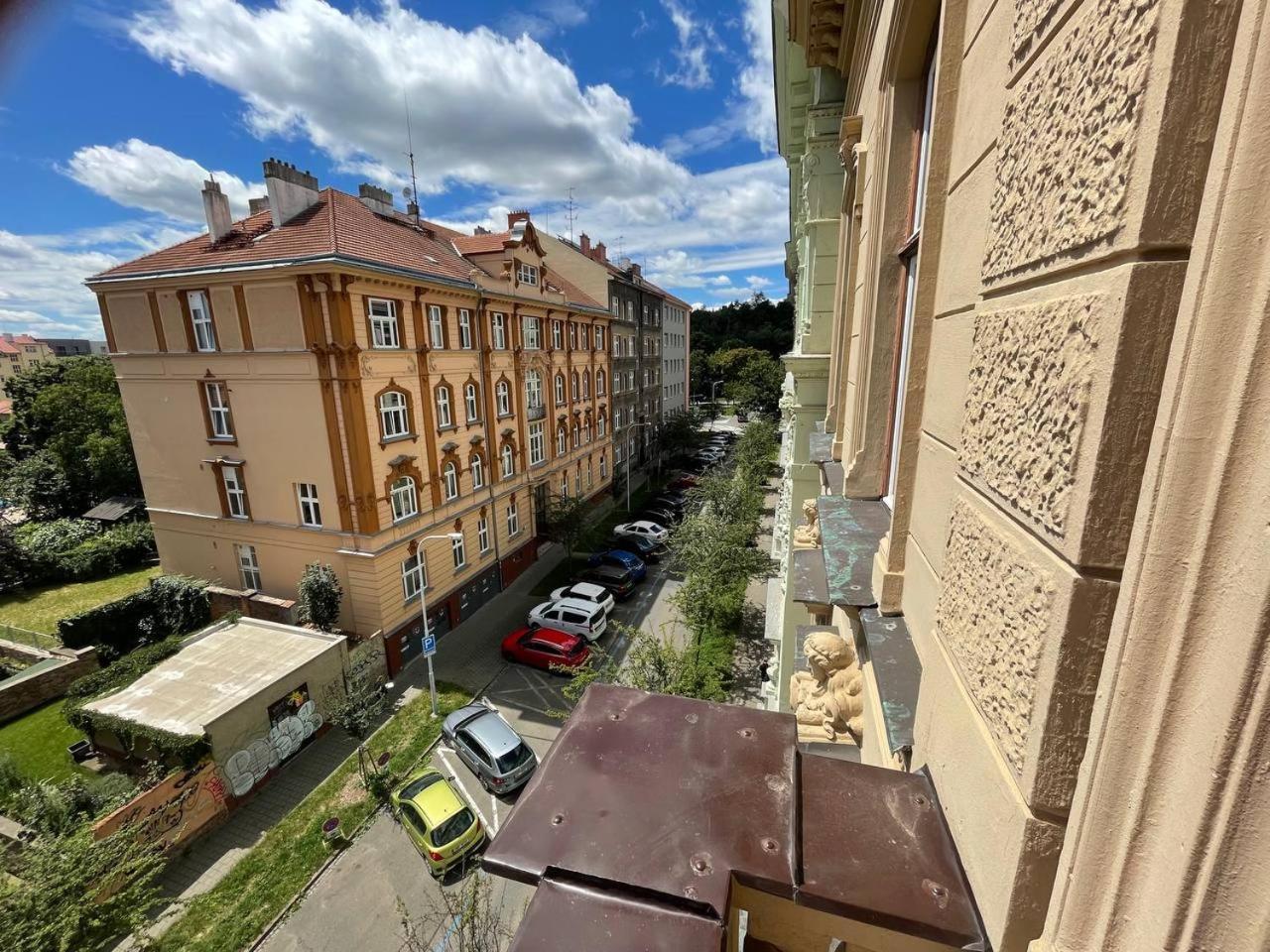 Rooms Veveri - Uvoz, 10 Min Peski Do Centru Brünn Exterior foto